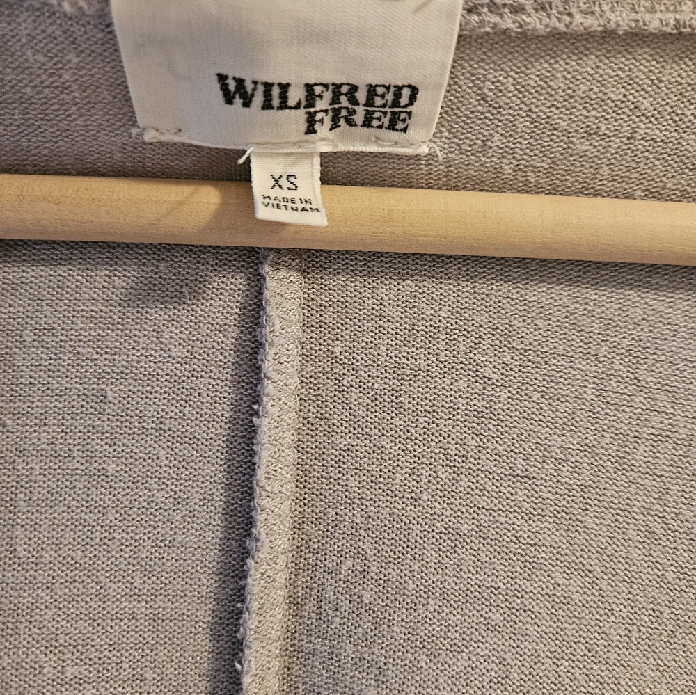 Arirzia Wilfred Cardigan